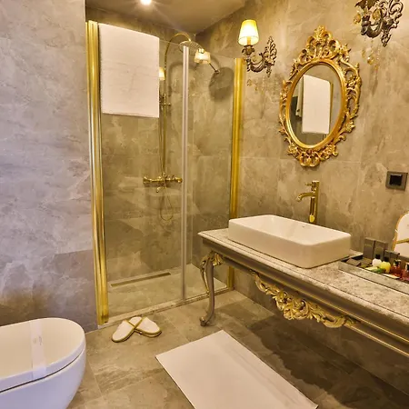 Hotel Real King 4*